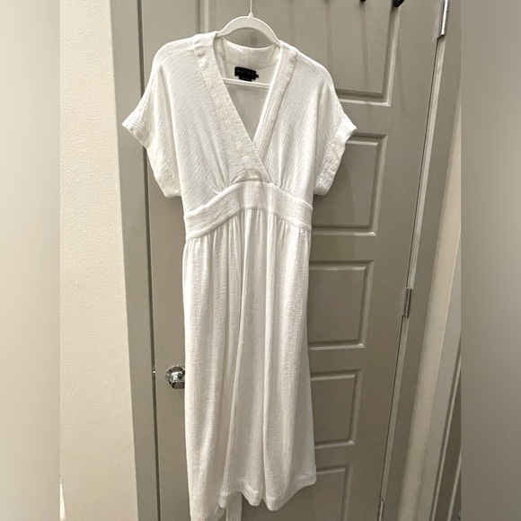 Hatch - White Carolina Dress - Picture 7 of 10